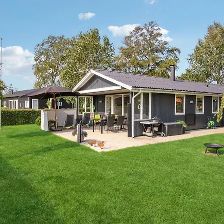 בית נופש 3 Bedroom Beautiful In Juelsminde Sonderby (Midtjylland)