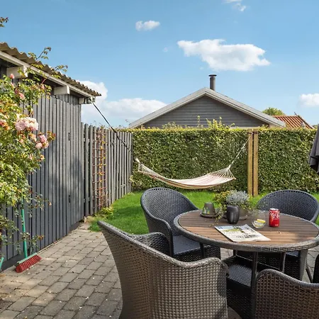 Дом отдыха 3 Bedroom Beautiful In Juelsminde