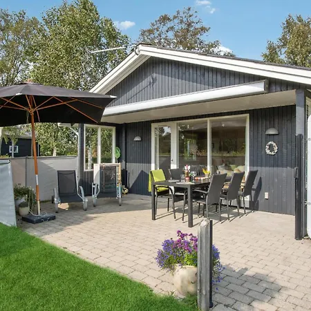 Дом отдыха 3 Bedroom Beautiful In Juelsminde *