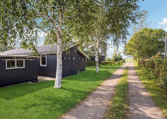 3 Bedroom Beautiful In Juelsminde Ferienhaus Sonderby (Midtjylland)