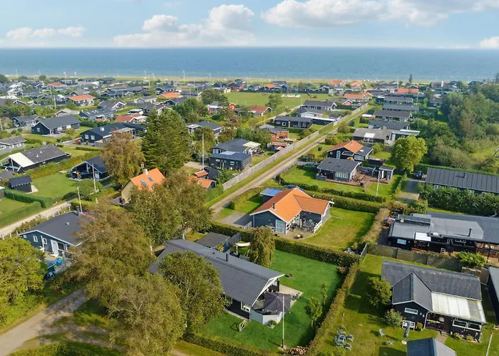 3 Bedroom Beautiful In Juelsminde Sonderby (Midtjylland)